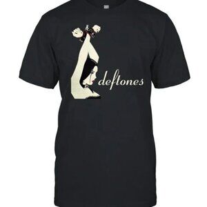 Deftones Vintage Style Graphic T-Shirt – Alternative Metal Band Fan Tee